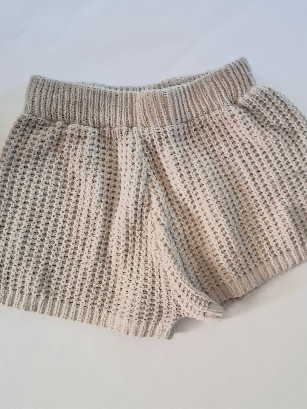 Sincerely Jules Cream Ultra Soft Waffle Knit Lounge Shorts Small